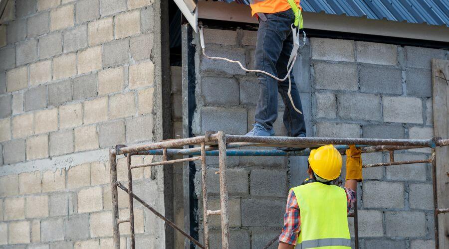 Expert Emergency Roof Repairs services in Flatgap, KY